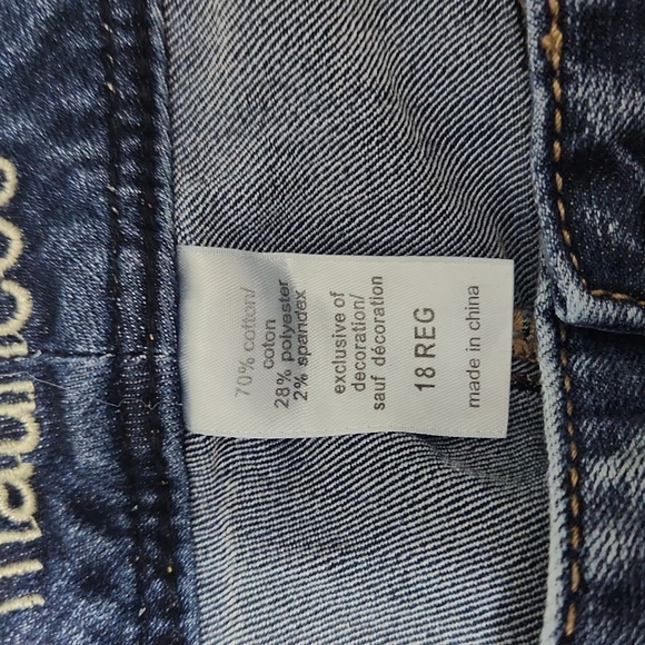 Mauries Boot Cut Jeans - Picture 3 of 4